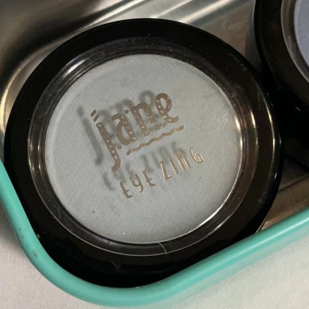 NEW Tinted Eye Pigment Set in Teal Unicorn Tin — 5 Multicolor Shades